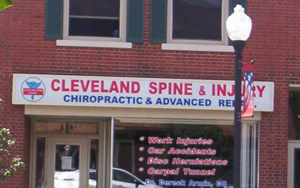 Illuminated signs in Solon